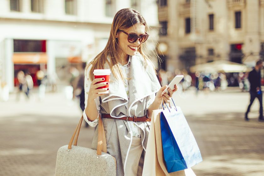 Jak płacić telefonem? BLIK, karta w telefonie, portfel elektroniczny