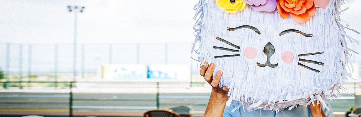 Maska uśmiechniętego kota